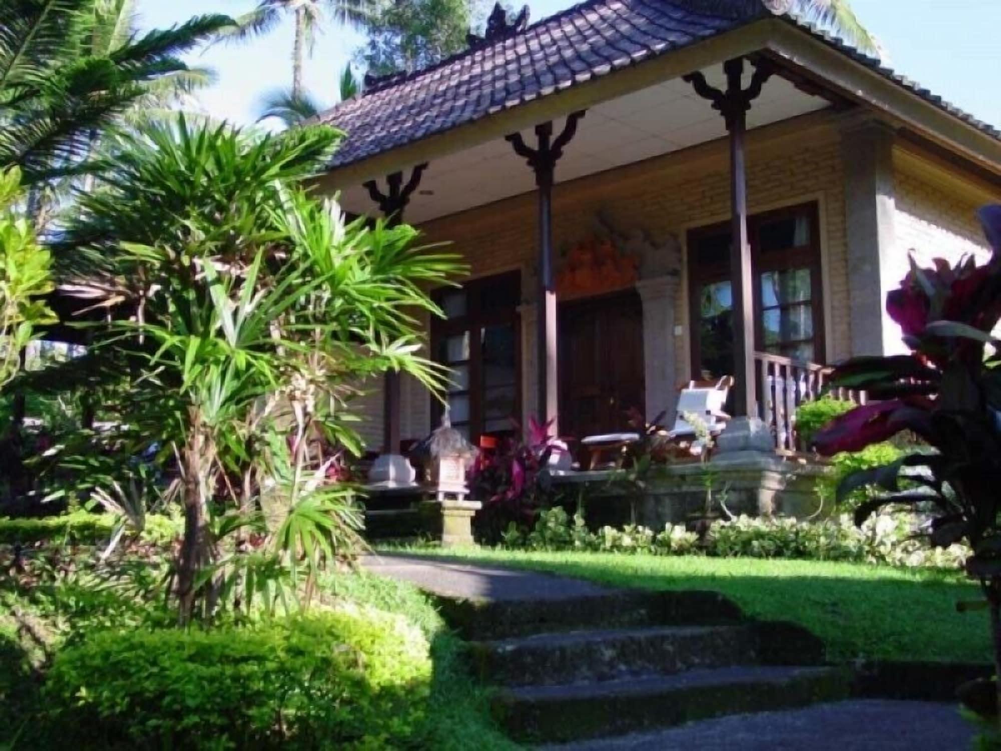 Cempaka Belimbing Villa Blimbing  Exterior photo
